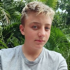 Meet your Posher, Christopher